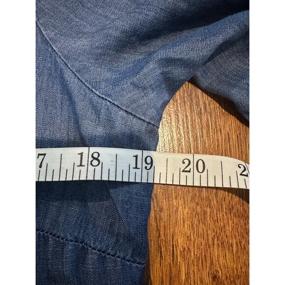 Liverpool Los Angeles Denim Hi-Low Button-Down Shirt - Size Small Closet Staple - Picture 7 of 9